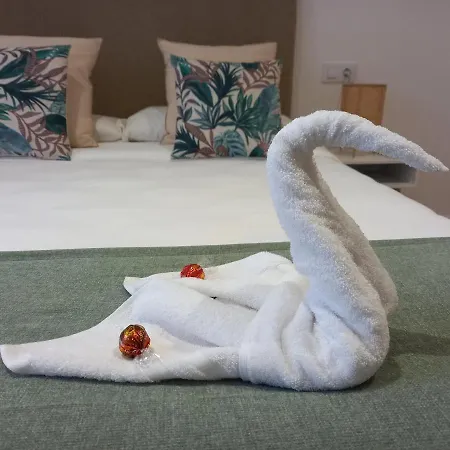 Guest house Costaserenasuites Nigran