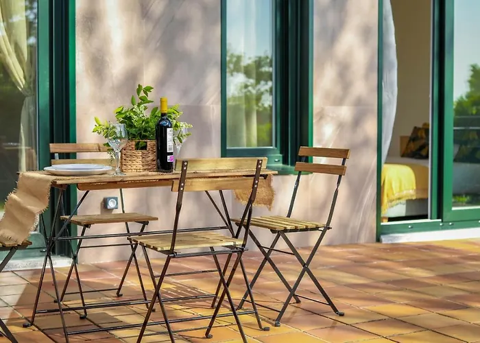 Costaserenasuites Konukevi Nigrán